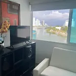 torres del lago apartamento